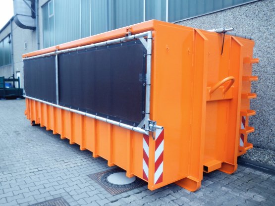 Abrollcontainer mit 2-teiliger Klappnetzabdeckung