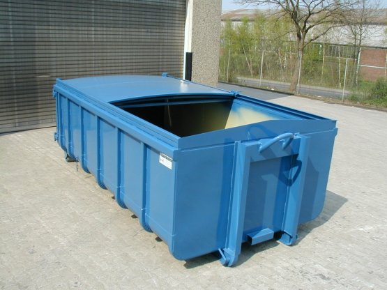 Abrollcontainer mit 2-teiligem Schiebedach