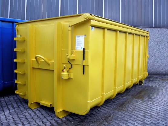 Abrollcontainer mit Klappdach