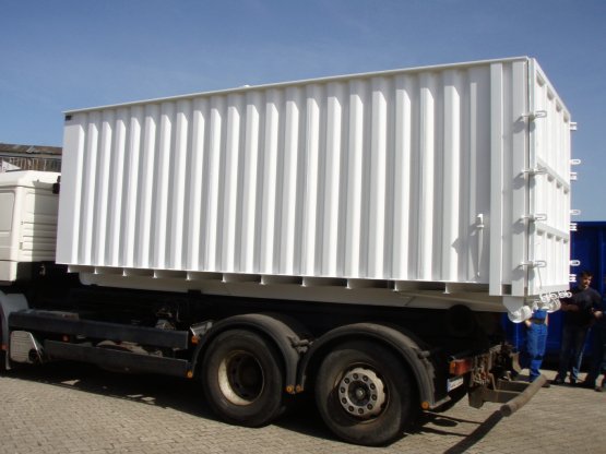 Offener gemäß WHG flüssigkeitsdichter Abroll-Container
