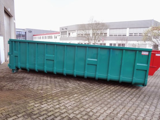 Offener Abrollcontainer mit Doppelflügeltür,versenkte Zurrmulden seitlich